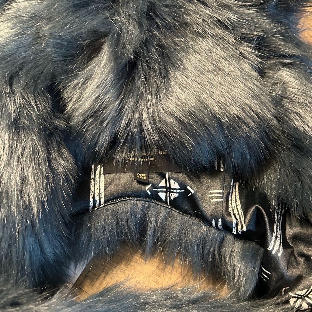 Mongolian blue wolf hood Spirithood good used condition